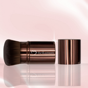 Retractable Kabuki Brush